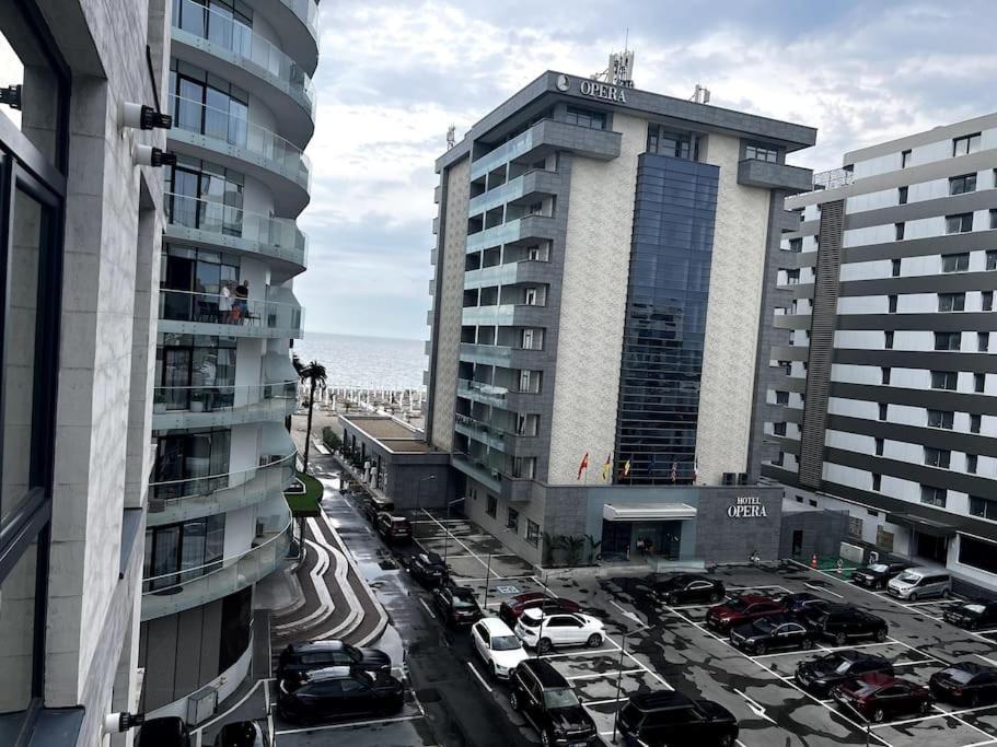 Romeo'S Beachfront Apartment By Loft, Hotel Opera And White Tower Mamaia Exterior foto